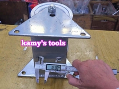 Con lăn kéo cáp điện loại đơn hình tam giác loại dày hàng nhập khẩu con lăn nhôm Kamytools KMT-3401A