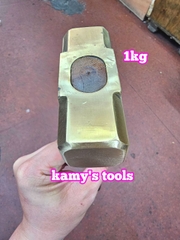 Búa đồng thau đầu vuông cán gỗ 1kg kamytools
