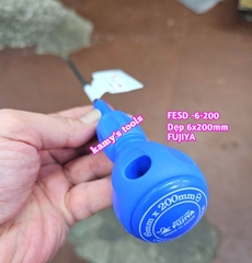 Tua vít cách điện Fujiya FESD 6mm bake PH2 và dẹp dài 200mm FESD+2-200 và FESD-6-200 sản xuất tại Nhật Bản
