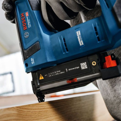 Máy bắn đinh chỉ dùng pin 18V Bosch GNH 18V-35 (SOLO)