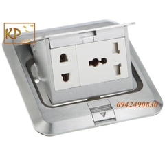Ổ cắm âm sàn màu bạc gồm 1 ổ cắm 2 chấu đa tiêu chuẩn và 1 ổ cắm 3 chấu đa tiêu chuẩn Simon TD120F5H