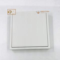 Bộ mặt che trơn vuông (bao gồm mặt và khung viền) Simon i7 701000-700610