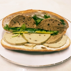 Bánh Mì Chả Lụa Chay