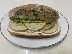 Bánh Mì Chả Lụa Chay