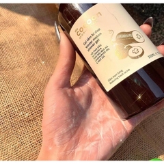 Gel tắm bí đao thiên nhiên Cocoon làm giảm mụn lưng Winter Melon Shower sữa tắm 310ml chính hãng