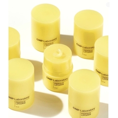 Son dưỡng môi CNP Propolis Lipcerin 15ml - dưỡng môi keo ong cho môi mềm mại, óng mướt chính hãng