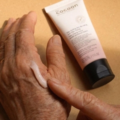 Sáp dưỡng ẩm đa năng sen Hậu Giang 30ml