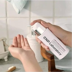 Tẩy Tế Bào Chết CNP Laboratory Invisible Peeling Booster Essence 100ml