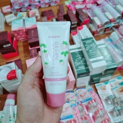 Gel tấy da chết Naris Nature White Strawwberry 100g