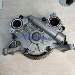 Mặt trước bơm nhớt D6GA Hyundai R300-9 hàng Korea, chi tiết cổ nước và thân bơm