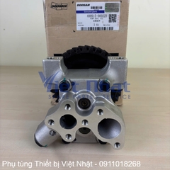 Bơm nhớt DE08 D160S-5 cận cảnh bánh răng dẫn động