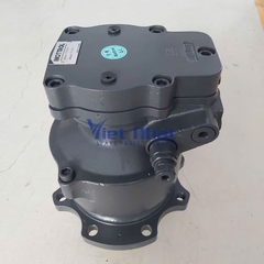 Motor quay toa DX55 Mottrol Korea, cụm mô tơ thủy lực máy xúc Doosan DX55, chi tiết vỏ và cổng dầu rõ nét.