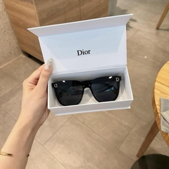 Mắt kính dior Đen có hộp đựng Fullbox siêu sang- J209 [BH: NONE]