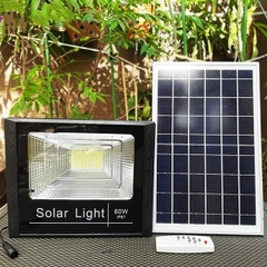 Đèn pha led năng lượng mặt trời IP67 100w H9 [BH 6 tháng]