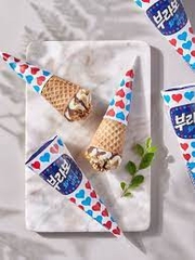 Kem ốc quế Vaninla Borabu 140ml | 아이스 부라보화이트바닐라 140ml