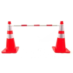 Cọc Tiêu Nhựa Dẻo PVC Phản Quang Trắng