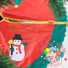 Thảm trang trí chân cây thông