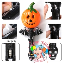 Đèn cầm tay bí ngô