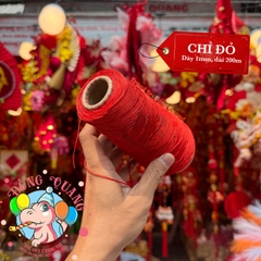 Dây chỉ đỏ