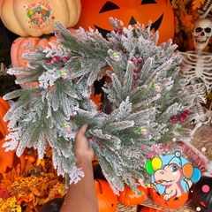 Dây trang trí 2 loại lá PE phủ tuyết, cherry