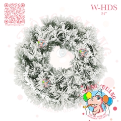 Vòng hoa lá cước phủ tuyết