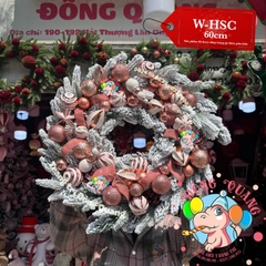 Vòng hoa 3 loại lá phủ tuyết gắn trái thông