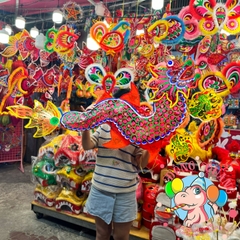 Đèn Trung thu Rồng giấy kiếng 1