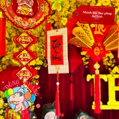 Dây chỉ đỏ