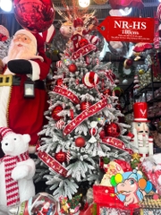 Cây thông phủ tuyết toàn bộ lá PE (cành tự động xoè)