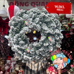 Vòng hoa đầu nhọn phủ tuyết