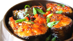 Cá hồi kho tộ