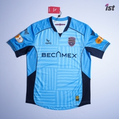 ÁO THI ĐẤU CLB BÓNG ĐÁ BECAMEX BÌNH DƯƠNG MÙA GIẢI V.LEAGUE 2024-2025 MÀU XANH LAM KAMITO