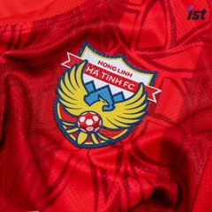 ÁO THI ĐẤU CLB BÓNG ĐÁ HỒNG LĨNH HÀ TĨNH MÙA GIẢI V.LEAGUE 2024-2025 MÀU ĐỎ GRAND SPORT
