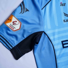 ÁO THI ĐẤU CLB BÓNG ĐÁ BECAMEX BÌNH DƯƠNG MÙA GIẢI V.LEAGUE 2024-2025 MÀU XANH LAM KAMITO