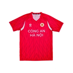 ÁO THI ĐẤU CLB BÓNG ĐÁ CÔNG AN HÀ NỘI 2025/26 MÀU ĐỎ JOGARBOLA