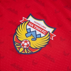 ÁO THI ĐẤU CLB BÓNG ĐÁ HỒNG LĨNH HÀ TĨNH 2025/26 MÀU ĐỎ GRAND SPORT