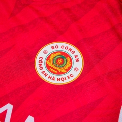ÁO THI ĐẤU CLB BÓNG ĐÁ CÔNG AN HÀ NỘI 2025/26 MÀU ĐỎ JOGARBOLA