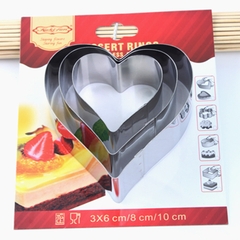 KHUÔN NHẤN BÁNH MOUSSE QUY BỘ 3 KHUÔN HÌNH TIM  - CBMOUSTIM3P