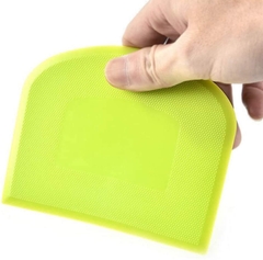 CÚP CẮT BỘT NHỰA DẺO - CUPCATBOTNHUADEO