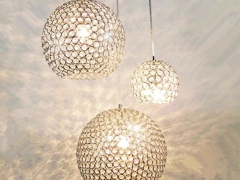 ĐẶC ĐIỂM CỦA ĐÈN CHÙM TRANG TRÍ KHÔNG GIAN