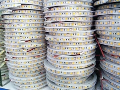 Led cuộn Siêu Sáng 5050 -60Led- TRẮNG- VÀNG