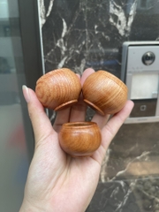 cong-go-huong-chao-mao-hang-thu-cong-gan-san-tai