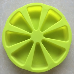 Khuôn silicon tròn 8 ngăn tam giác làm bánh rau câu 3D 4D nhấn xôi, fondant, socola, nến hanmade
