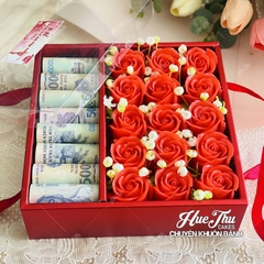 Hộp đựng 4 bánh nắp trong có quai xách - hộp đựng bánh rau câu, bông lan, bánh trung thu