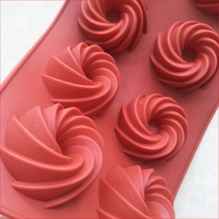 Khuôn silicon Lốc Xoáy A48 (vỉ 8 hình) làm bánh rau câu 3D 4D nhấn xôi, fondant, socola, nến hanmade
