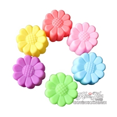 Khuôn silicon Hoa Cúc 4 lớn nhỏ 3/5cm (20 cái) làm bánh rau câu, nhấn xôi, bánh da lợn