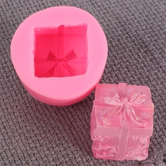 Khuôn silicon Hộp Quà 5x4cm làm bánh rau câu 3D 4D nhấn xôi, fondant, socola, nến hanmade