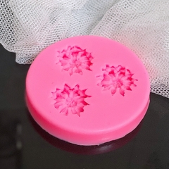Khuôn silicon hoa Cúc trung (vỉ nhiều bông) làm bánh rau câu 3D 4D nhấn xôi, fondant, socola, nến hanmade