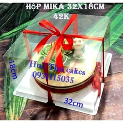 Hộp đựng bánh mica vuông (set 5 hộp) trong suốt rộng 32cm + đế sang trọng