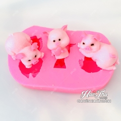 Khuôn silicon Con Heo A160 (vỉ 3 khuôn) làm bánh rau câu 3D 4D nhấn xôi, fondant, socola, nến hanmade